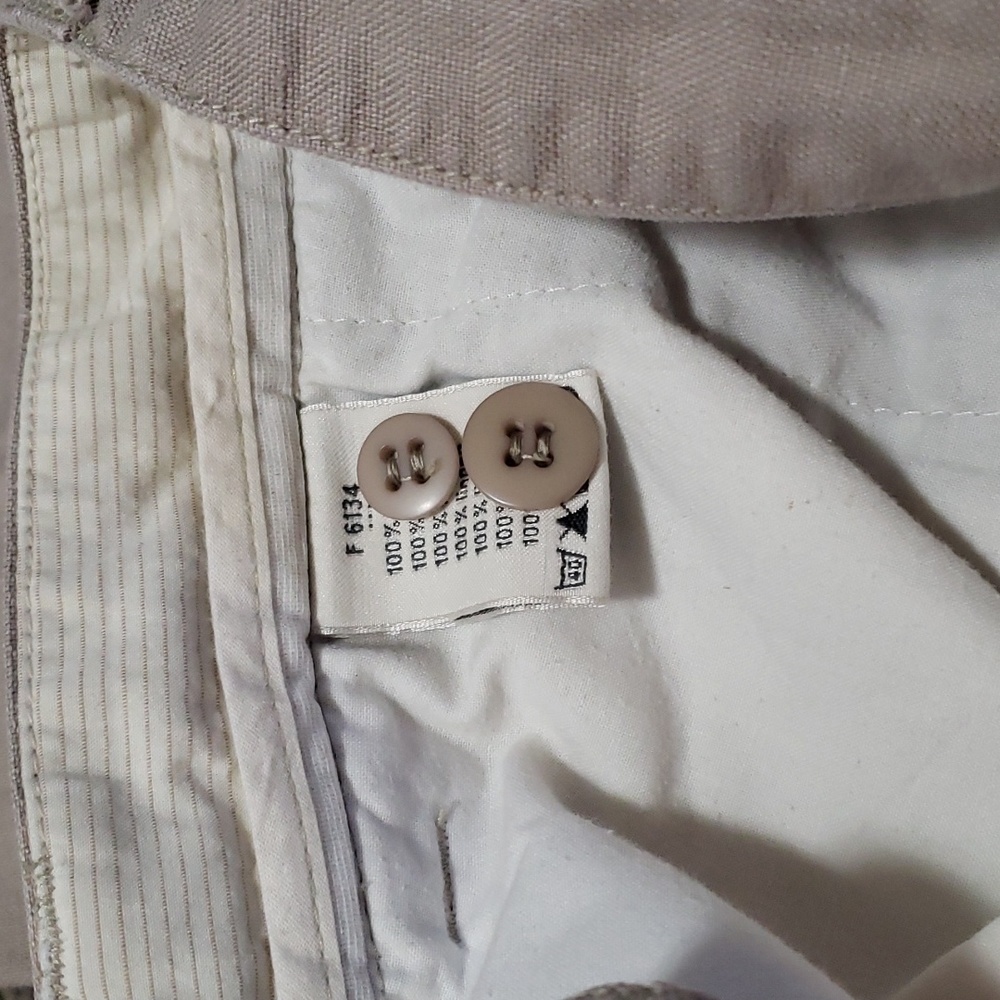 Lacoste - Picture 5 of 10